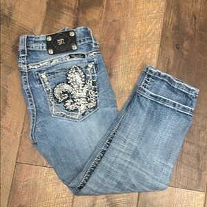 Miss Me cuffed Capri